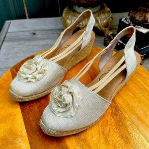 White Mountain Tan Espadrille Wedges Floral Wedding 9.5M